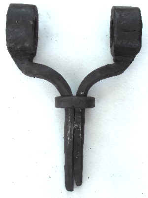 SWIVEL YOKE HALVES WITH RING IN PLACE